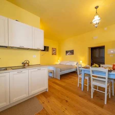 Apartamento Guesthost - Antica Ferrovia Casa Storica Tarvisio