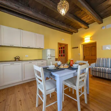 Apartamento Guesthost - Antica Ferrovia Casa Storica Tarvisio