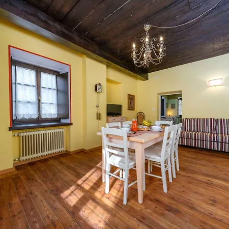 Apartamento Guesthost - Antica Ferrovia Casa Storica Tarvisio
